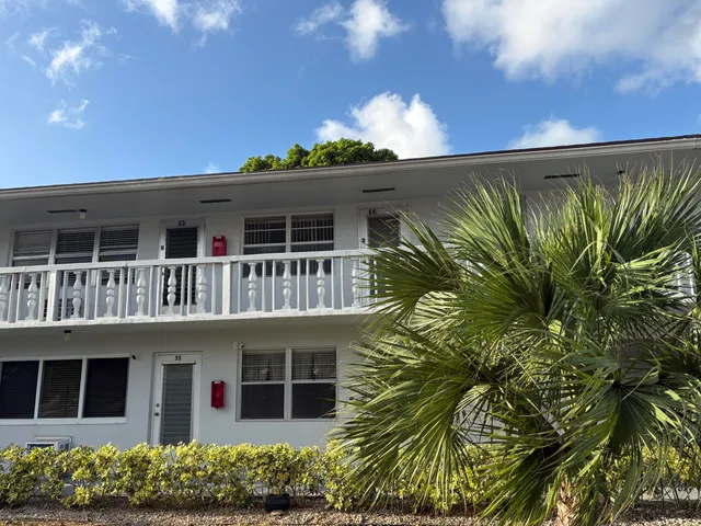 2-bedroom home at 64 Sussex C, West Palm Beach