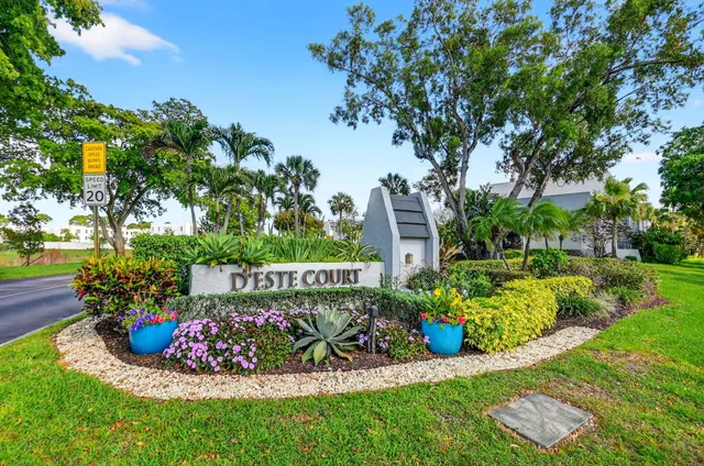 2-bedroom home at 4248 Deste Court #304, Lake Worth