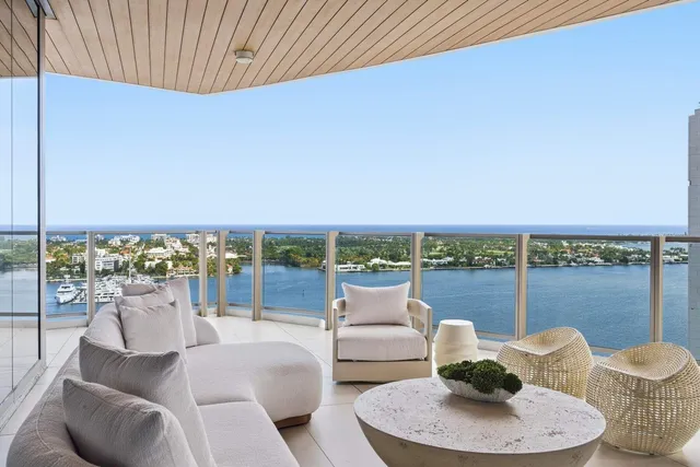 4-bedroom home at 1333 S Flagler Drive #1702, West Palm Beach
