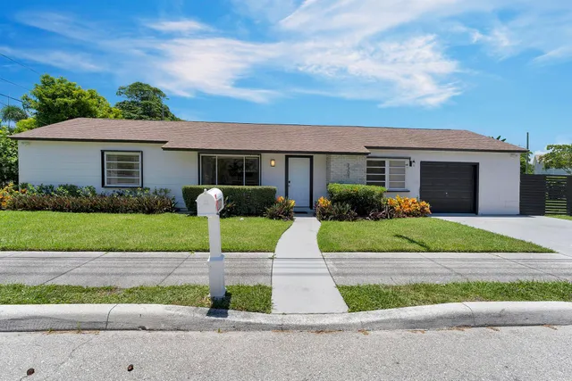 3-bedroom home at 2301 Ridgeway Avenue, West Palm Beach