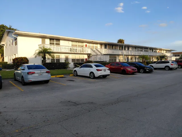 2-bedroom home at 134 Northampton #G, West Palm Beach