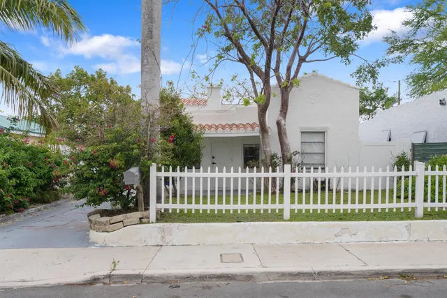 3-bedroom home at 625 Selkirk Street, West Palm Beach