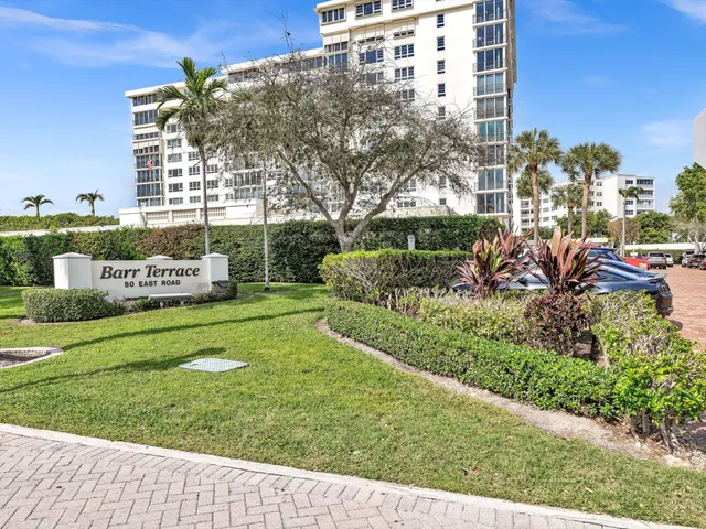 2-bedroom home at 50 East Road #12f, Delray Beach