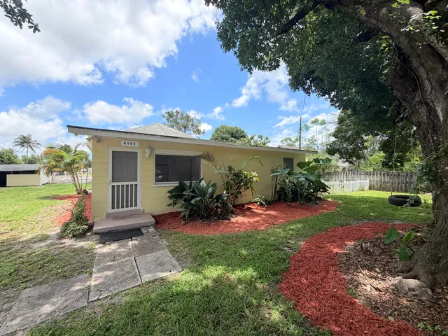 3-bedroom home at 4905 Williams Road, Palm Beach Gardens