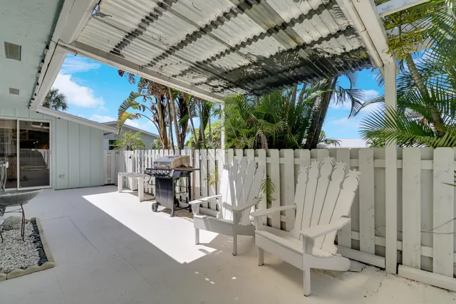 2-bedroom rental at 1329 Chippewa Street, Jupiter
