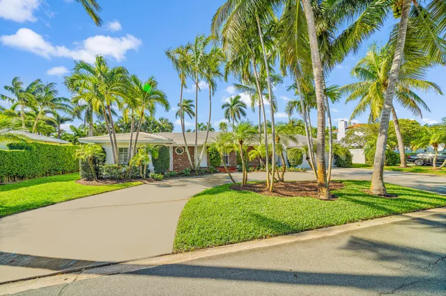 3-bedroom rental at 210 Russlyn Drive, West Palm Beach