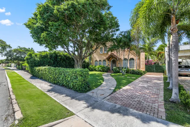 4-bedroom rental at 325 Greymon Drive, West Palm Beach