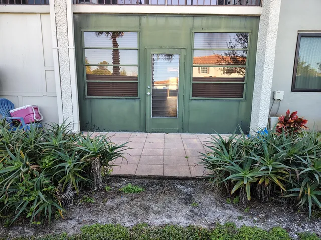 1-bedroom rental at 4100 Tivoli Court #104, Lake Worth