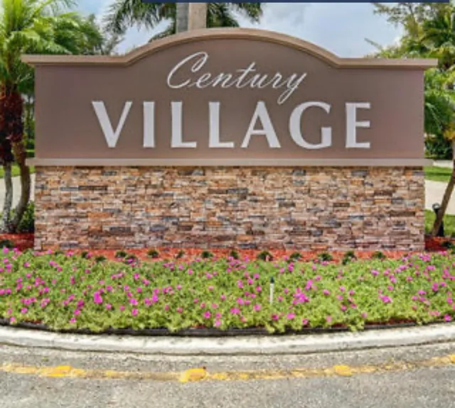 1-bedroom rental at 210 Windsor J, West Palm Beach