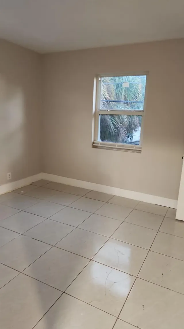 3-bedroom rental at 1104 State Street #C, West Palm Beach