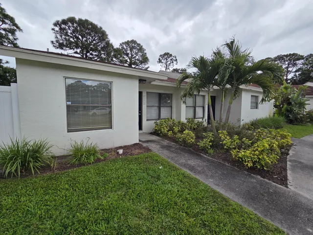 2-bedroom rental at 3774 Mil Race Court, Greenacres