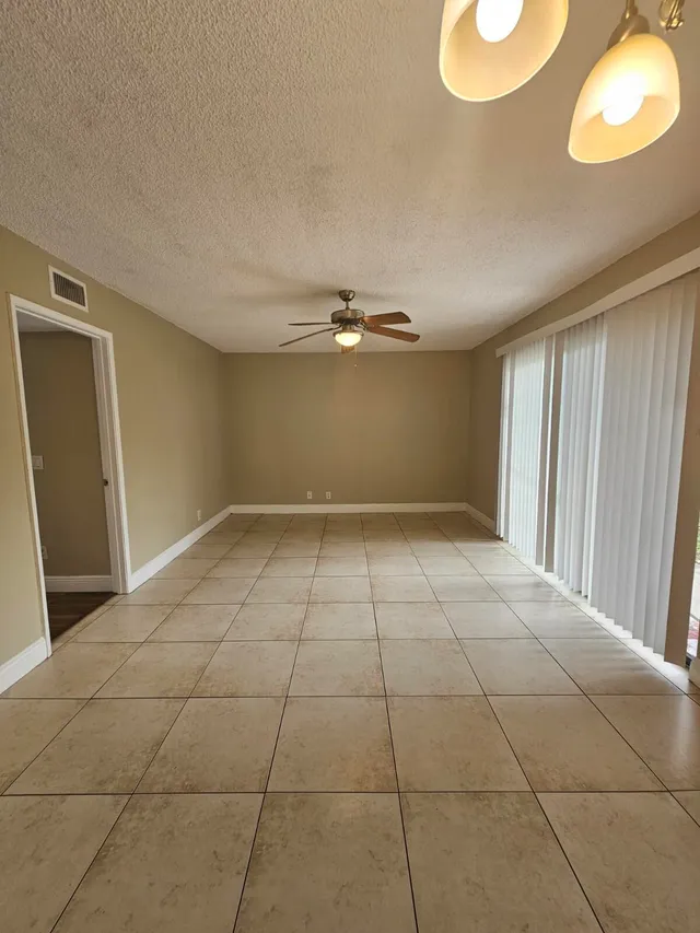 2-bedroom rental at 1561 Windorah Way #A, West Palm Beach