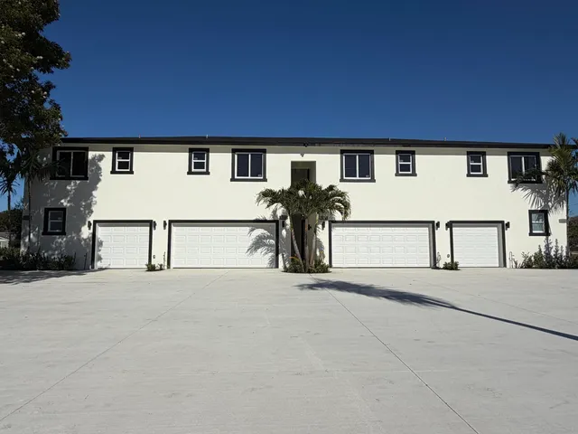 3-bedroom rental at 1112 Whitepine Drive #1114, Wellington