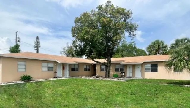 2-bedroom rental at 1021 Henrietta Avenue #1, West Palm Beach