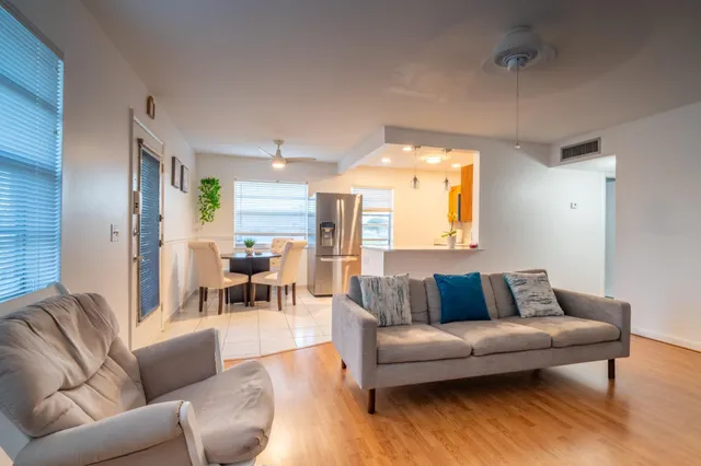 2-bedroom rental at 313 Burgundy G, Delray Beach