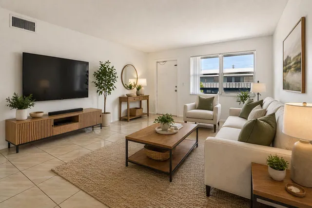 2-bedroom rental at 210 NE 38th Street, Oakland Park