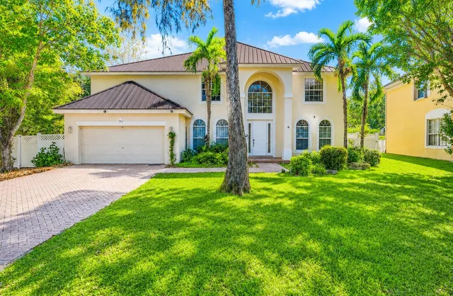 5-bedroom home at 9526 NW 52nd Place, Coral Springs