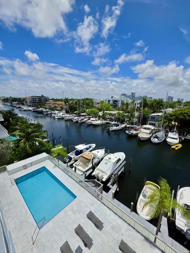 2-bedroom home at 155 Isle Of Venice Drive #603, Fort Lauderdale