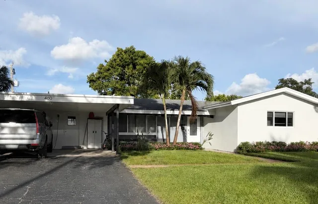 3-bedroom home at 460 SW 55th Avenue, Plantation