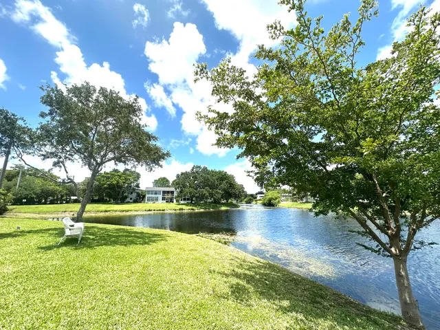 1-bedroom home at 2060 Harwood E #2060, Deerfield Beach