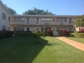 1-bedroom home at 146 Canterbury #146, West Palm Beach
