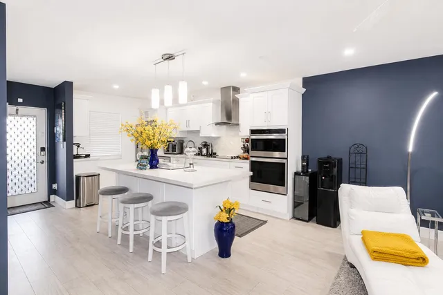 2-bedroom home at 7787 Golf Cir Drive #301, Margate