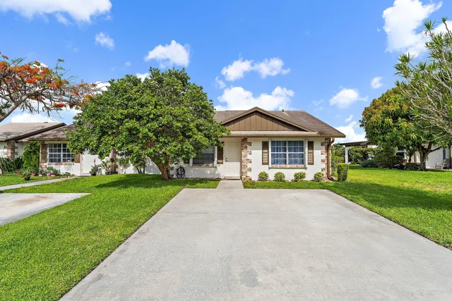 2-bedroom home at 109 Doe Trail, Jupiter