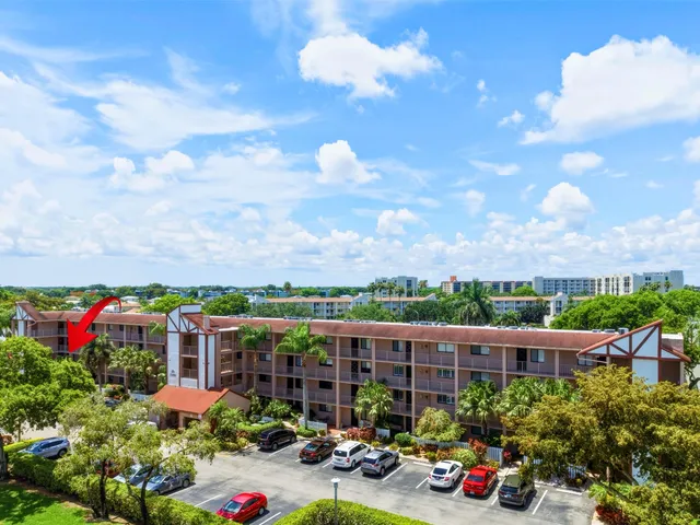 2-bedroom home at 7280 Amberly Lane #201, Delray Beach