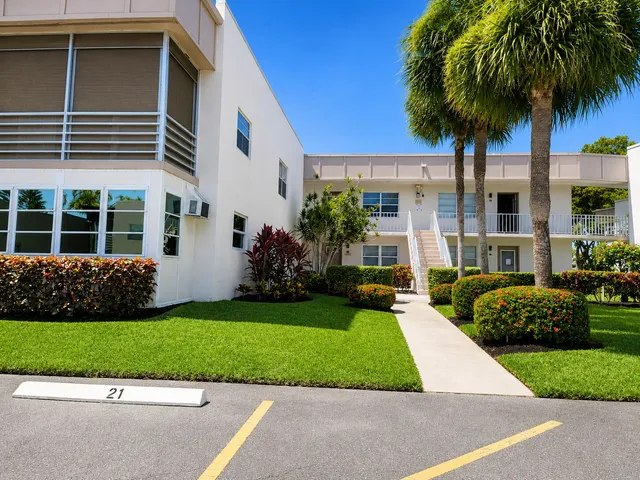 1-bedroom home at 415 Normandy Lane #I, Delray Beach