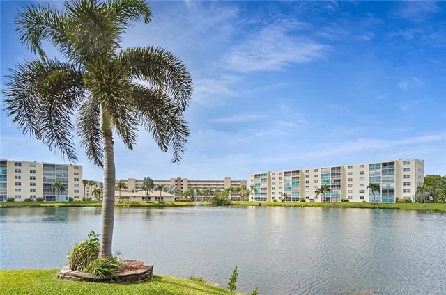 2-bedroom home at 111 SE 3rd Avenue #306, Dania Beach