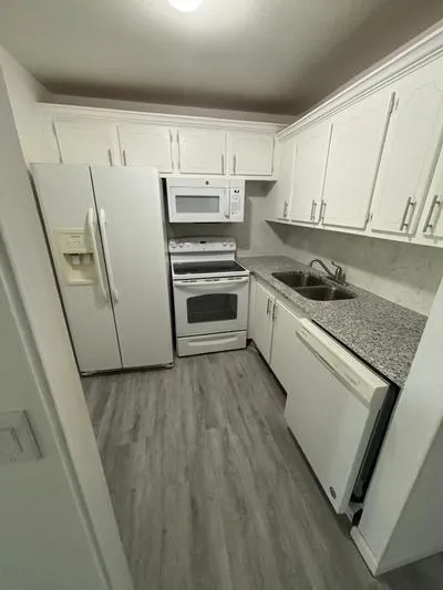 1-bedroom home at 244 Windsor K, West Palm Beach
