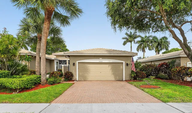 3-bedroom home at 10760 Royal Caribbean Circle, Boynton Beach