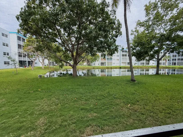1-bedroom home at 604 NE 2nd Street #122, Dania Beach