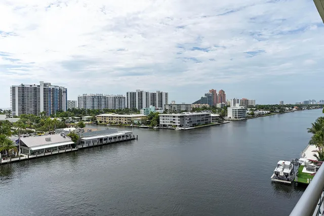 1-bedroom home at 2900 NE 30th Street #Apt 8j, Fort Lauderdale
