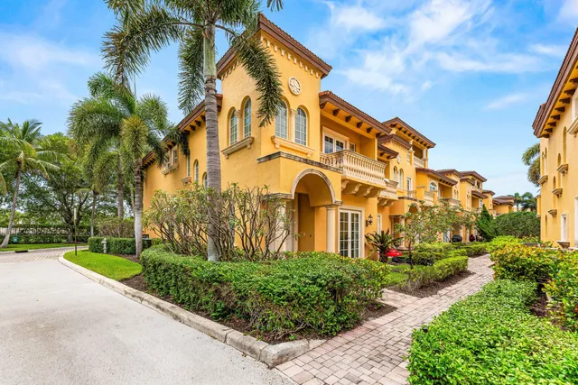 3-bedroom home at 210 NE 69th Circle, Boca Raton