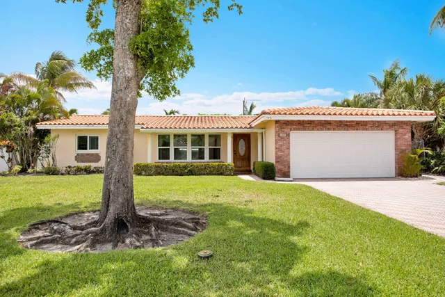 2-bedroom home at 1910 NE 52nd Street NE, Fort Lauderdale