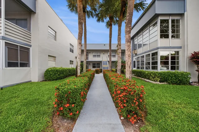 2-bedroom home at 330 Piedmont #330, Delray Beach
