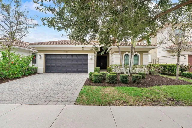 4-bedroom home at 8231 Canopy Terrace, Parkland