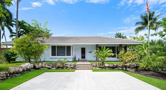 3-bedroom home at 2417 SE 19th Place, Fort Lauderdale