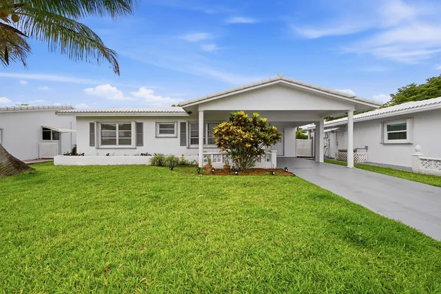 2-bedroom home at 8410 NW 59th Place, Tamarac