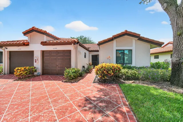 2-bedroom home at 6248 Kings Gate Circle, Delray Beach