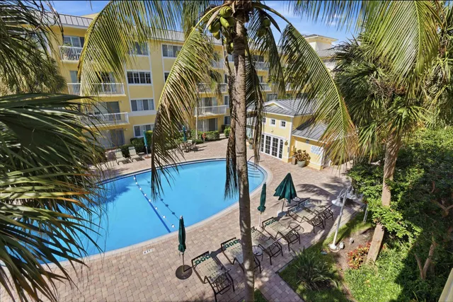 2-bedroom home at 1515 E Broward Boulevard #323, Fort Lauderdale