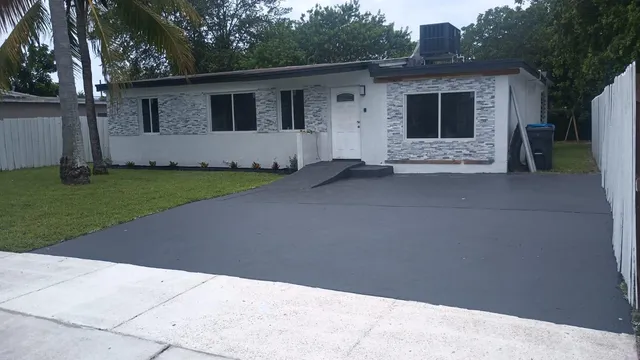5-bedroom home at 3730 SW 46th Avenue, West Park