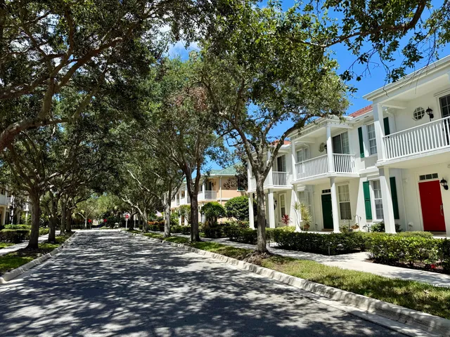 3-bedroom home at 117 Waterford Drive, Jupiter