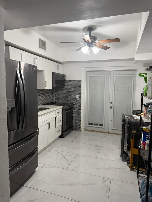 3-bedroom home at 2620 SW 55th Avenue, West Park