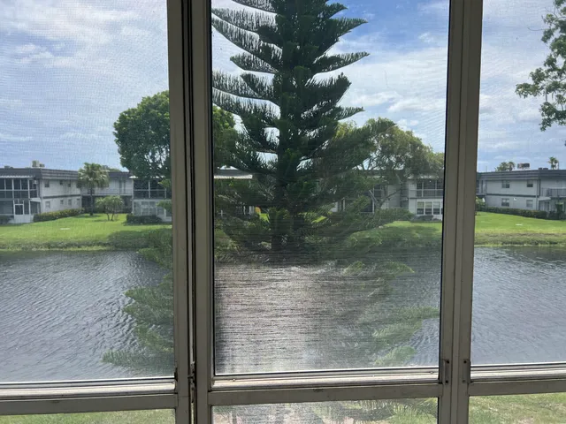 2-bedroom home at 424 Saxony, Delray Beach
