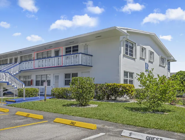 1-bedroom home at 362 Northampton R #362, West Palm Beach