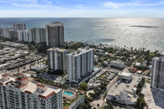 1-bedroom home at 3015 N Ocean Boulevard #3d, Fort Lauderdale