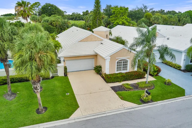3-bedroom home at 999 Lytham Court, West Palm Beach