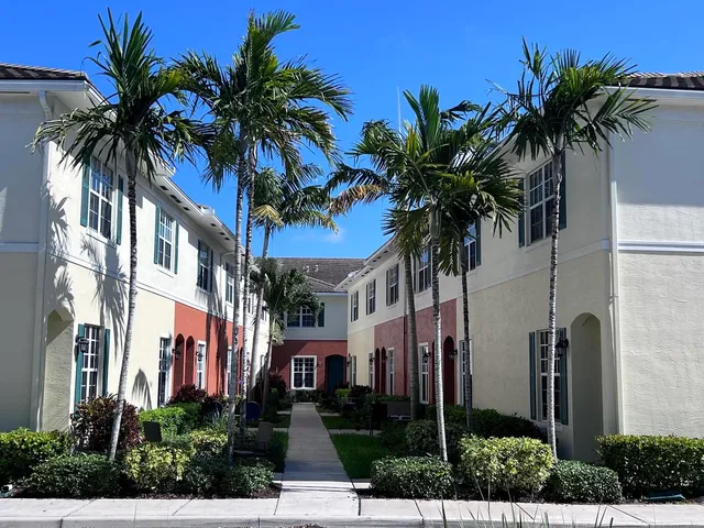 3-bedroom home at 726 SW 1st Way, Pompano Beach